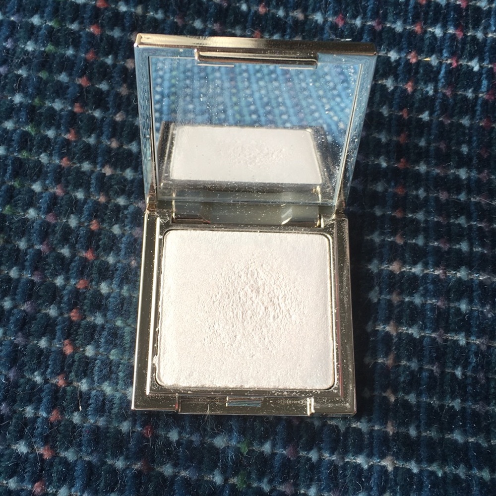 Limited edition Jouer highlighter